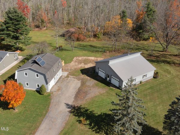 659 County Hwy 126, Amsterdam, NY 12010