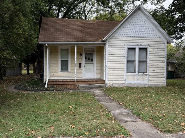 626 N MONROE Street, Macomb, IL 61455