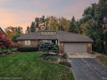 2625 Cedar Key Drive, Orion Township, Mi 48360