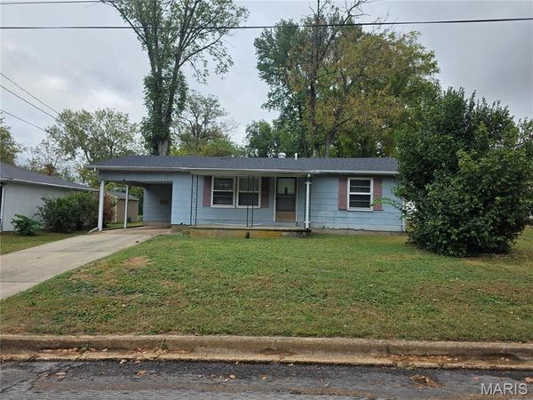 816 Taylor Avenue , Farmington, MO 63640