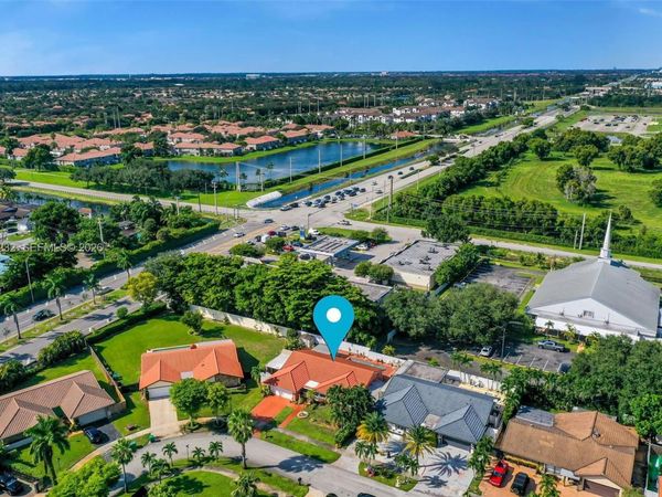 6537 NW 201st Ter , Hialeah, FL 33015