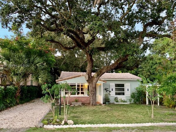 845 SW 11th Ct , Fort Lauderdale, FL 33315