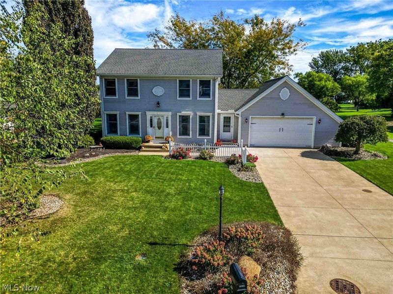 720 Tracht Meadows Drive, Huron, OH 44839 Photo 2