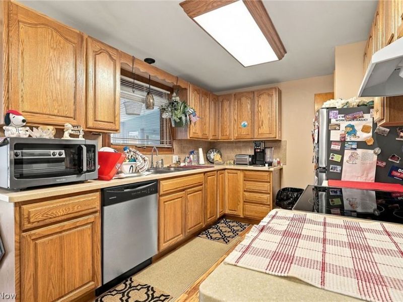 314 Monroe Street, Dover, OH 44622 Photo 12
