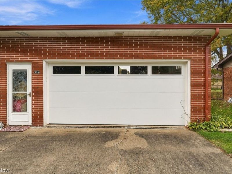 314 Monroe Street, Dover, OH 44622 Photo 7