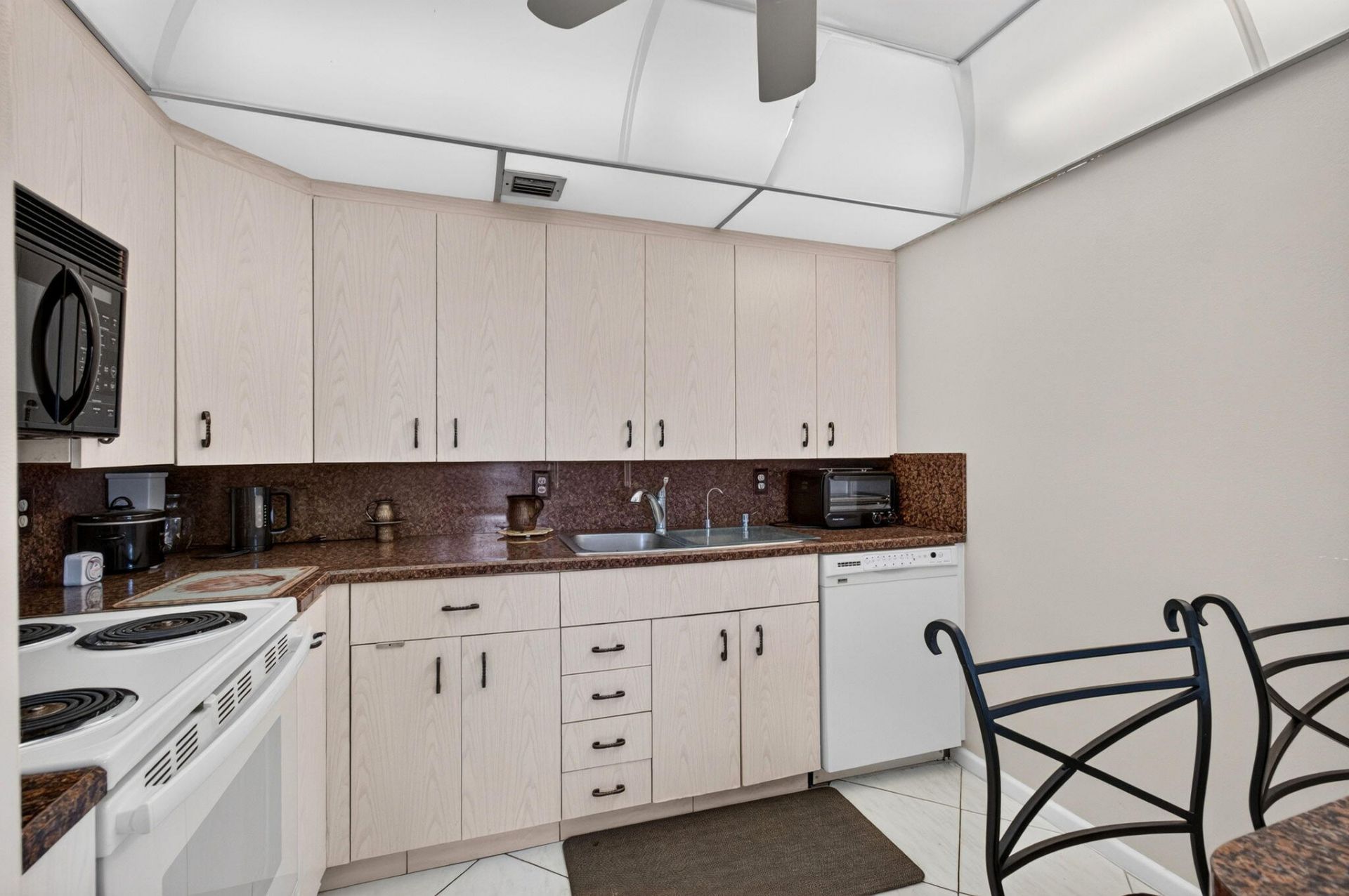 3027 Ainslie B, Boca Raton, FL 33434 Photo