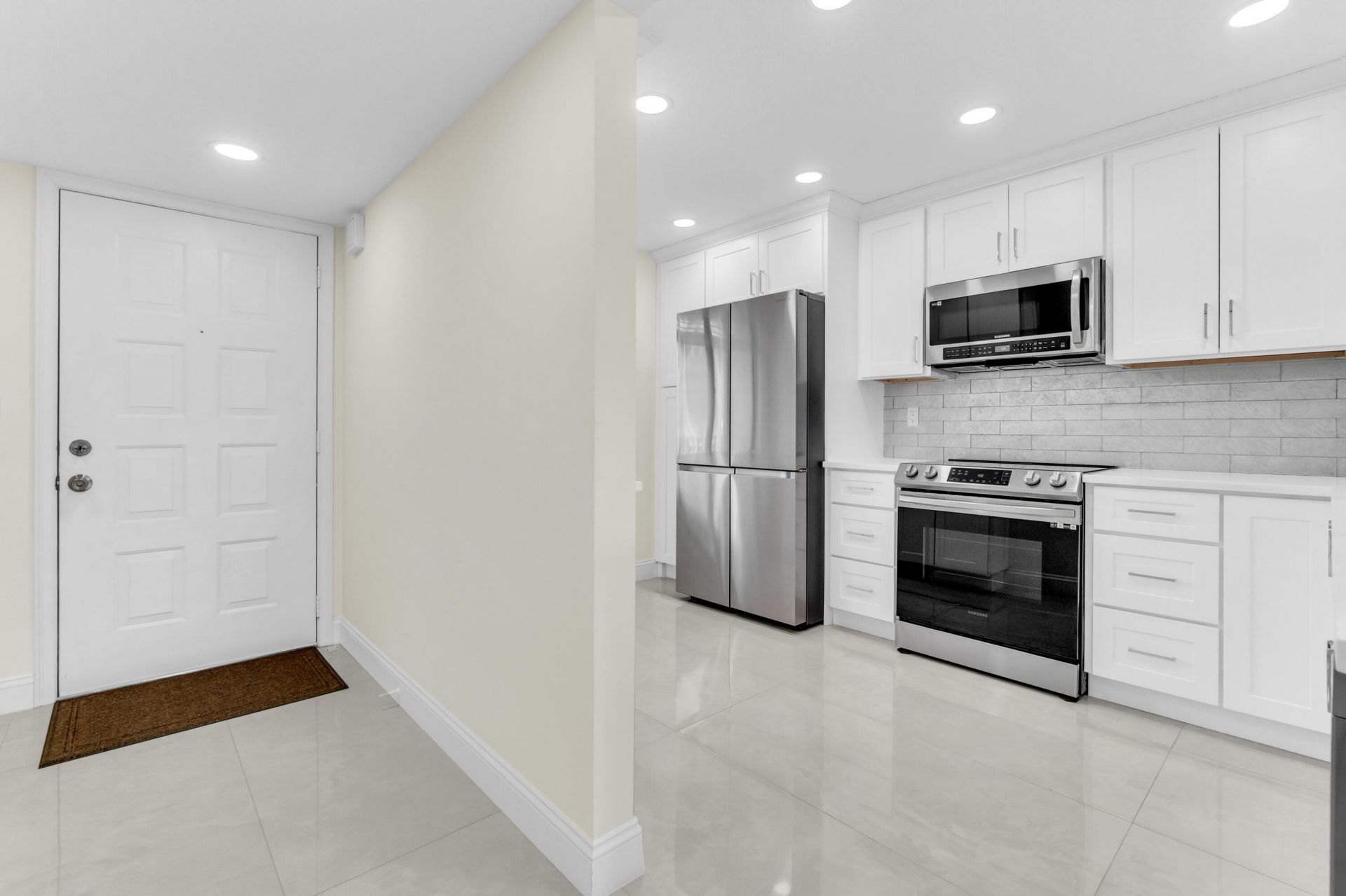 7320 Amberly Lane, Unit 208, Delray Beach, FL 33446 Photo