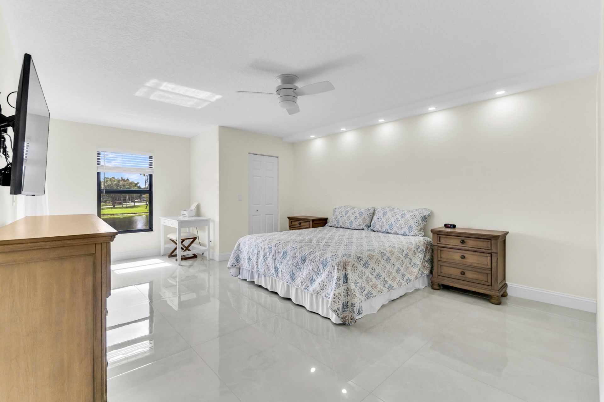 7320 Amberly Lane, Unit 208, Delray Beach, FL 33446 Photo
