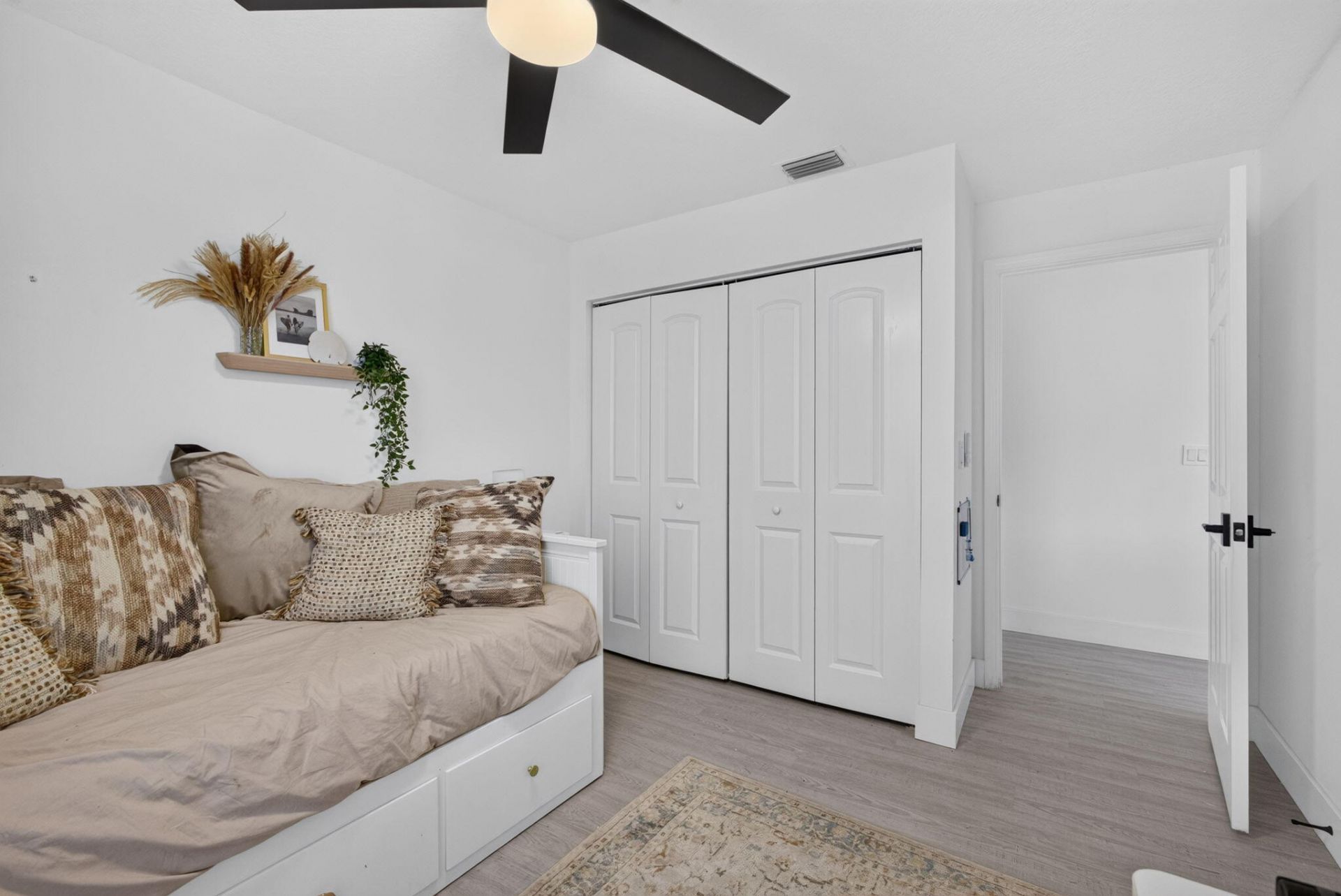 1043 Aspri Way, Riviera Beach, FL 33418 Photo