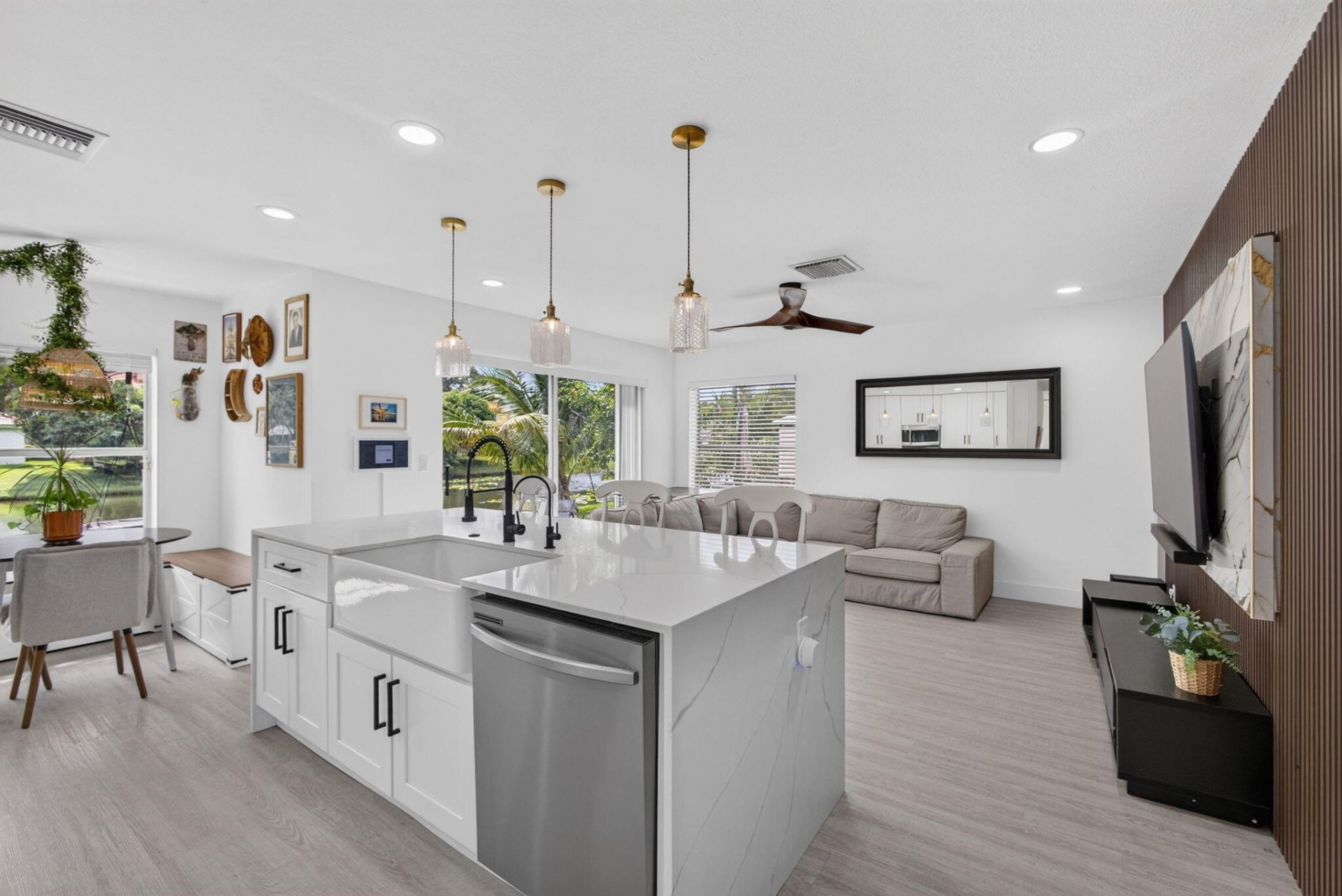 1043 Aspri Way, Riviera Beach, FL 33418 Photo