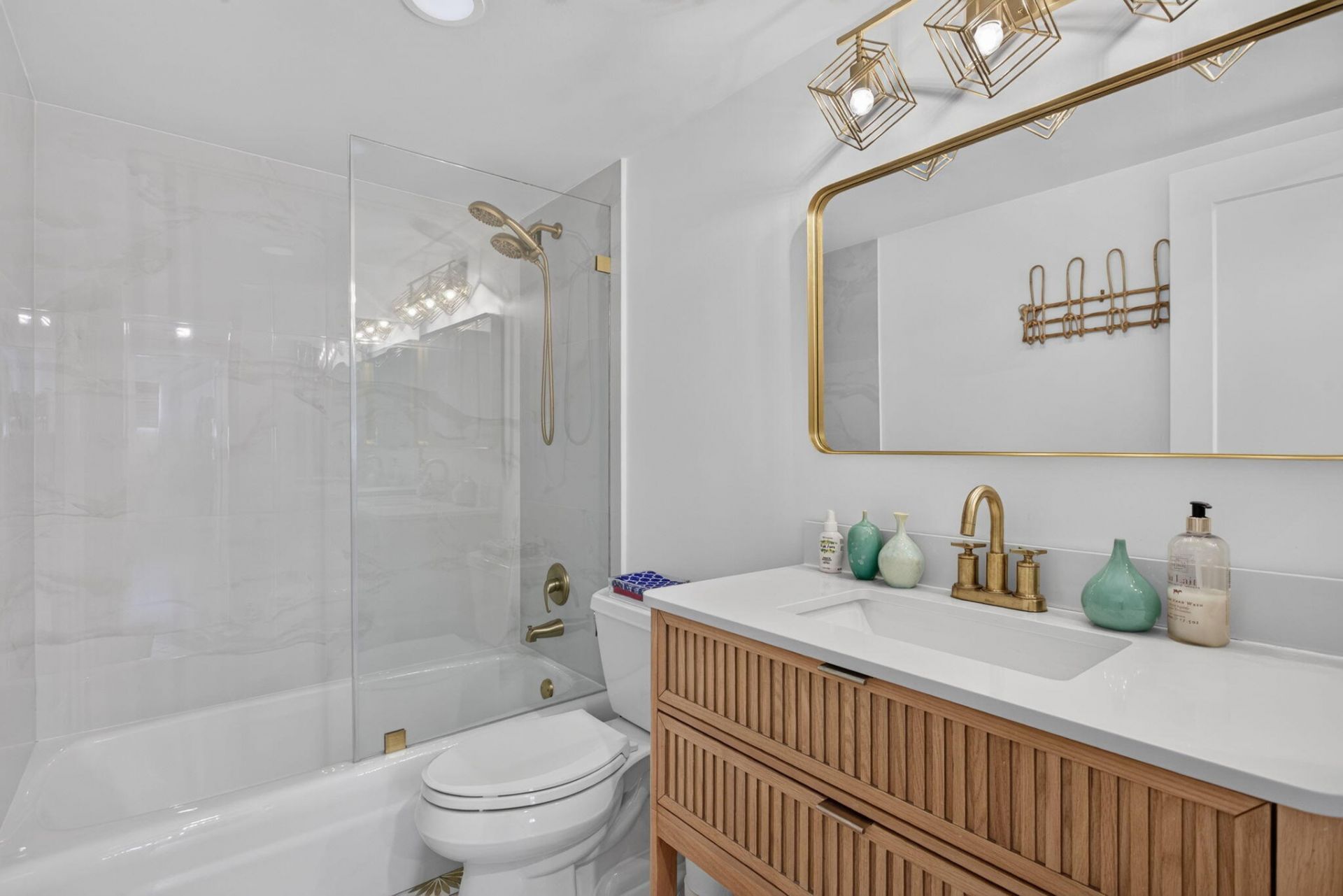 1200 Hibiscus Avenue, Unit 407, Pompano Beach, FL 33062 Photo