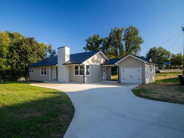 815 W Mountcastle St, Jefferson City, TN 37760