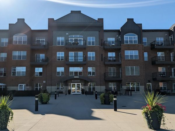 1800 Graham Avenue , Unit 416, Saint Paul, MN 55116