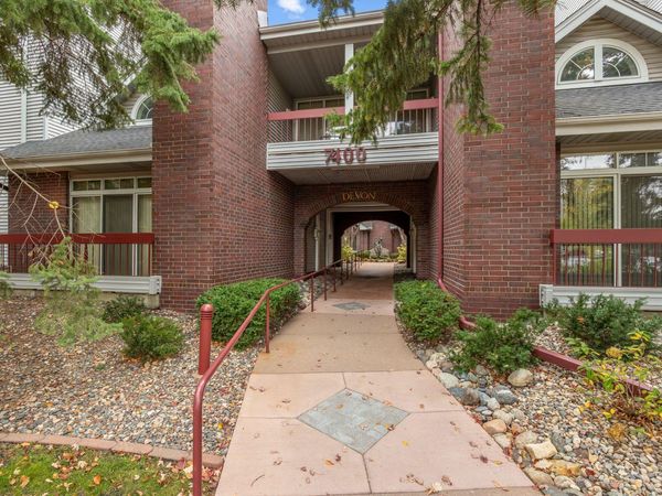 7400 Edinborough Way , Unit 5205, Edina, MN 55435