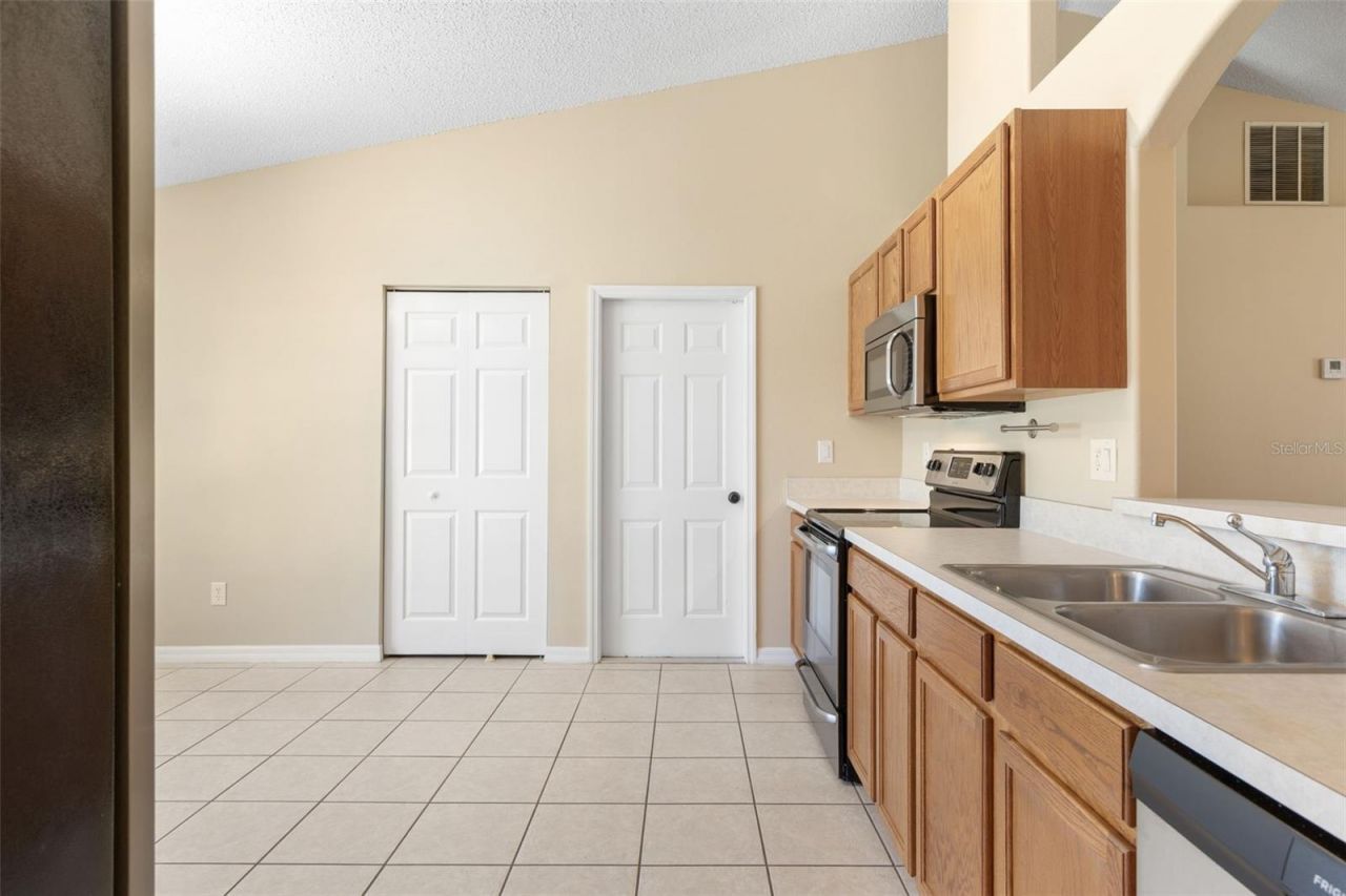 46 Rickenbacker Drive, Palm Coast, FL 32164 Photo