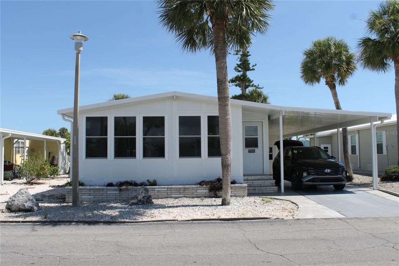 218 Via Veneto , Venice, FL 34285 Main Photo