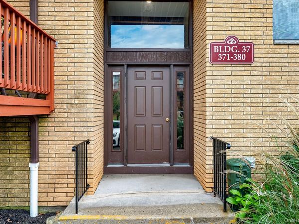 378 Richard Court , Pomona, NY 10970