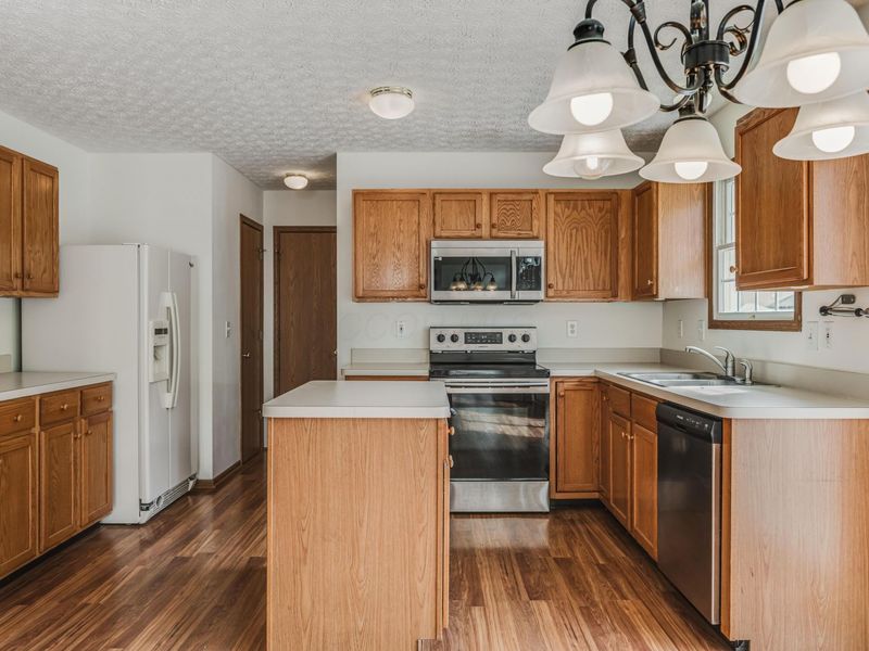 237 Rainswept Drive, Galloway, OH 43119 Photo 14