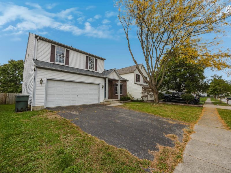 237 Rainswept Drive, Galloway, OH 43119 Photo 2