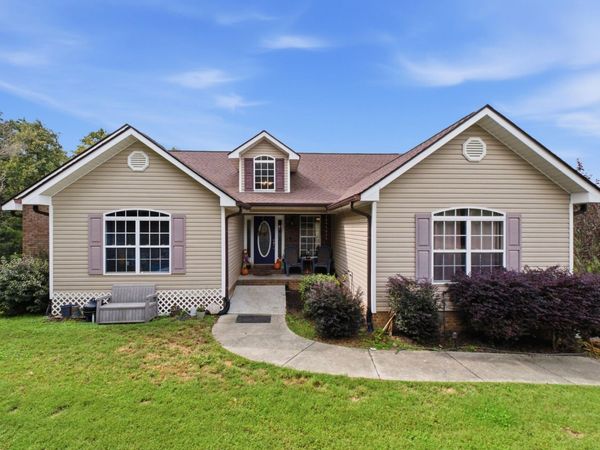 193 Southern Oaks Drive SE, Cleveland, TN 37323