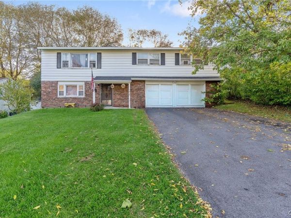 515 Yale Avenue , Syracuse, NY 13219