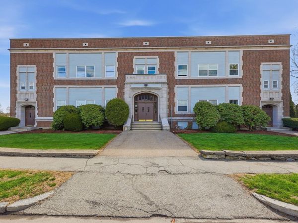 21 Middlesex Avenue, Unit 305, Worcester, MA 01604