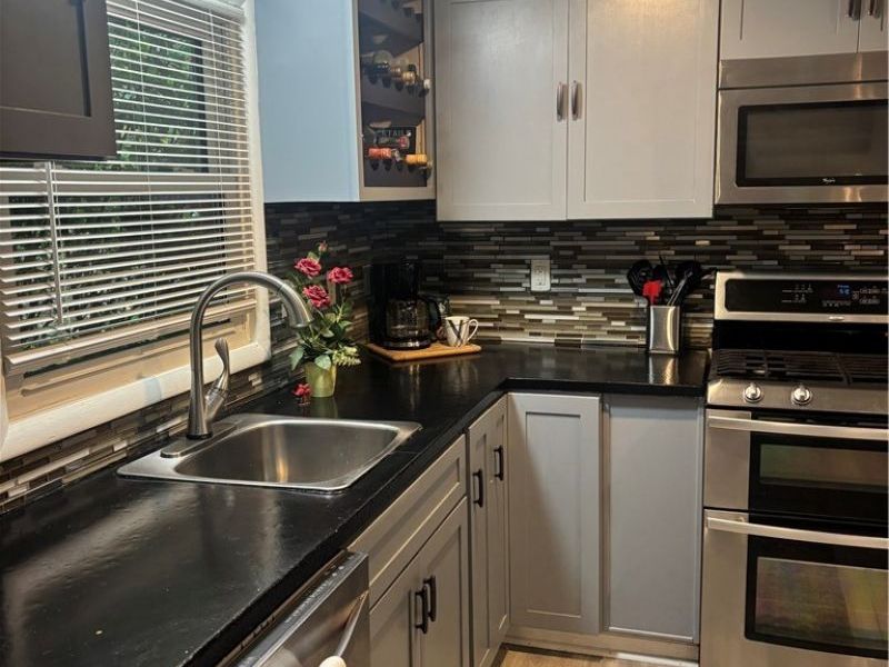2 Taas Trail, Malvern, OH 44644 Photo 12