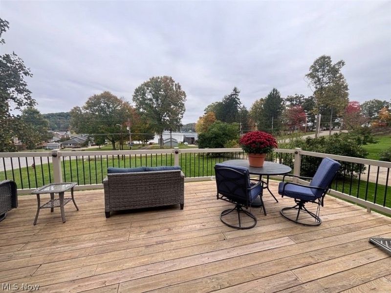 2 Taas Trail, Malvern, OH 44644 Photo 2