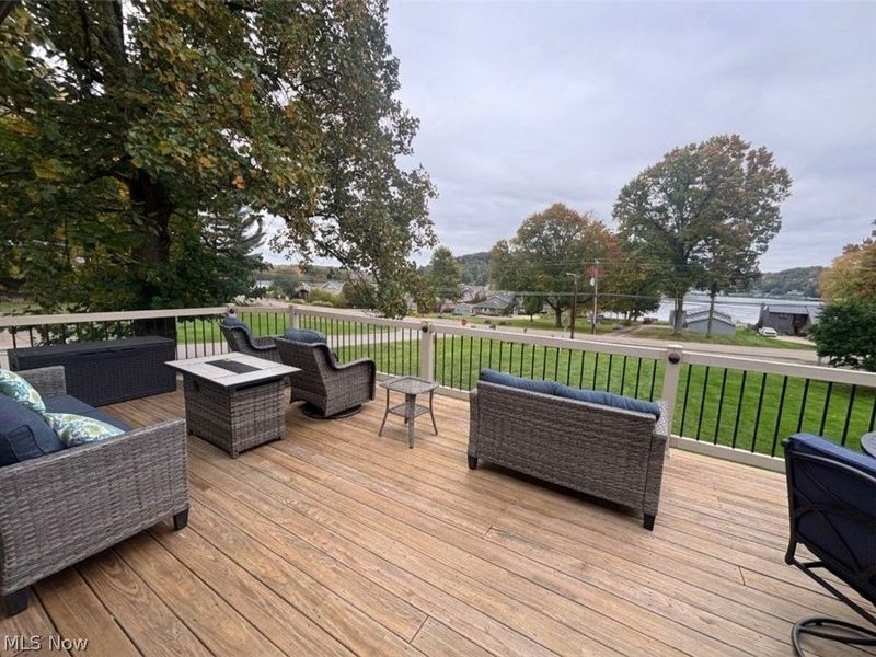 2 Taas Trail, Malvern, OH 44644 Photo 3
