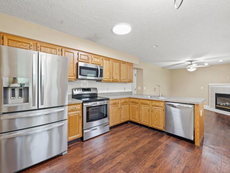 2899 Creekside Drive, Fairfield Township, OH 45011 Photo 4