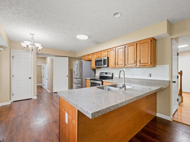 2899 Creekside Drive, Fairfield Township, OH 45011 Photo 8