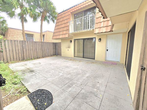 710 MILL VALLEY Place, West Palm Beach, FL 33409