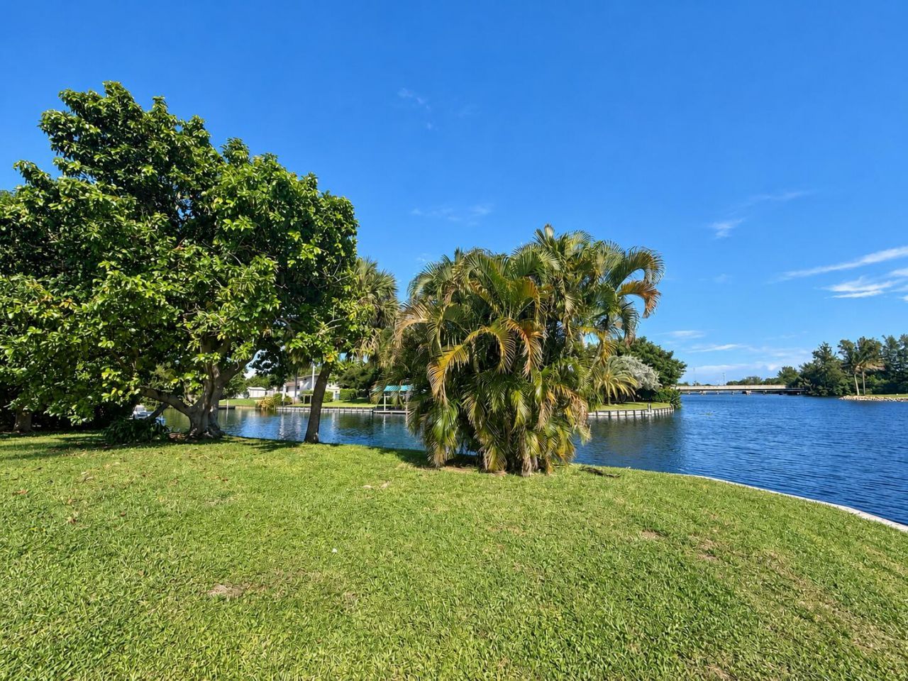 7438 Pine Tree Lane, West Palm Beach, FL 33406 Photo