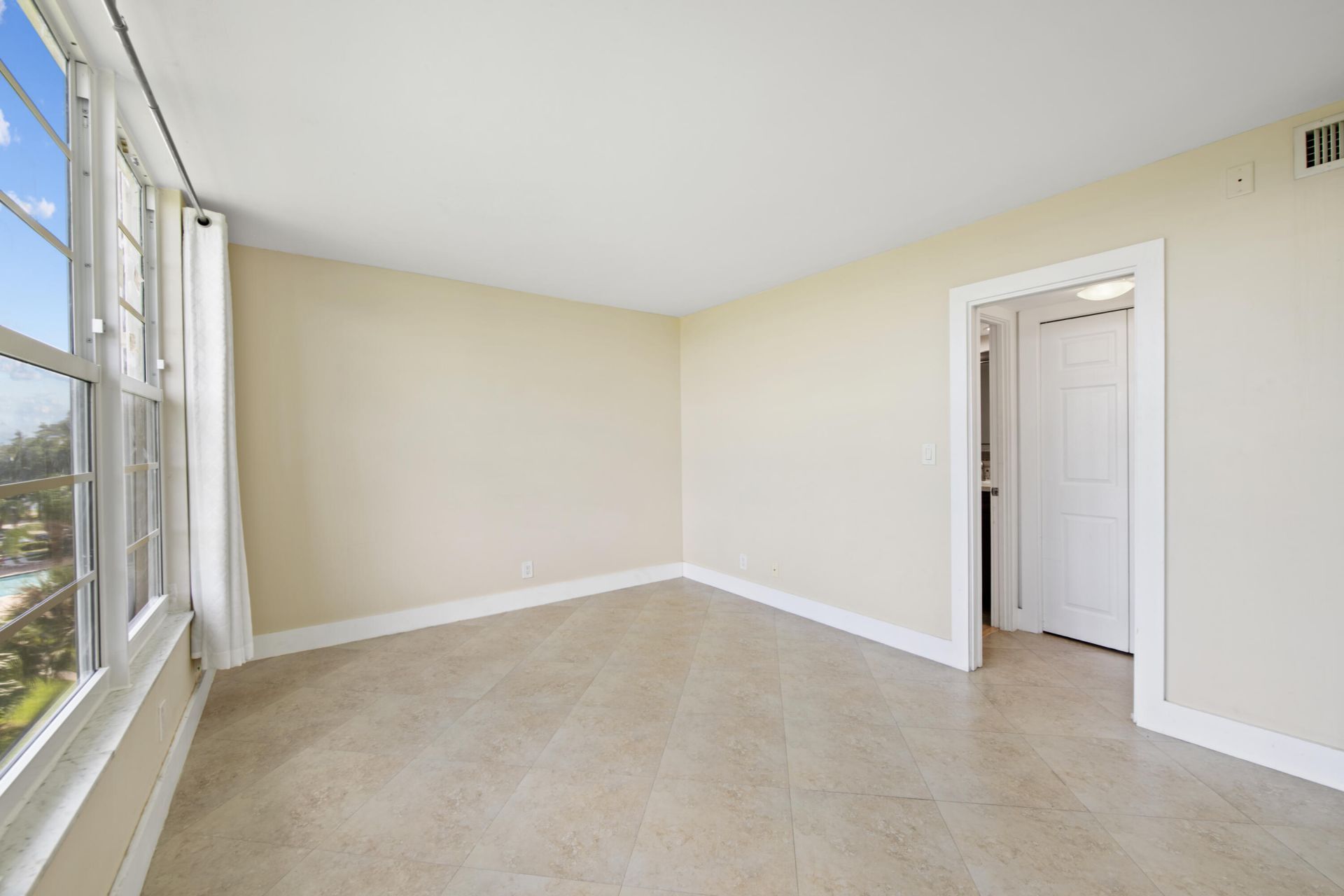 2851 S Palm Aire Drive, Unit 503, Pompano Beach, FL 33069 Photo