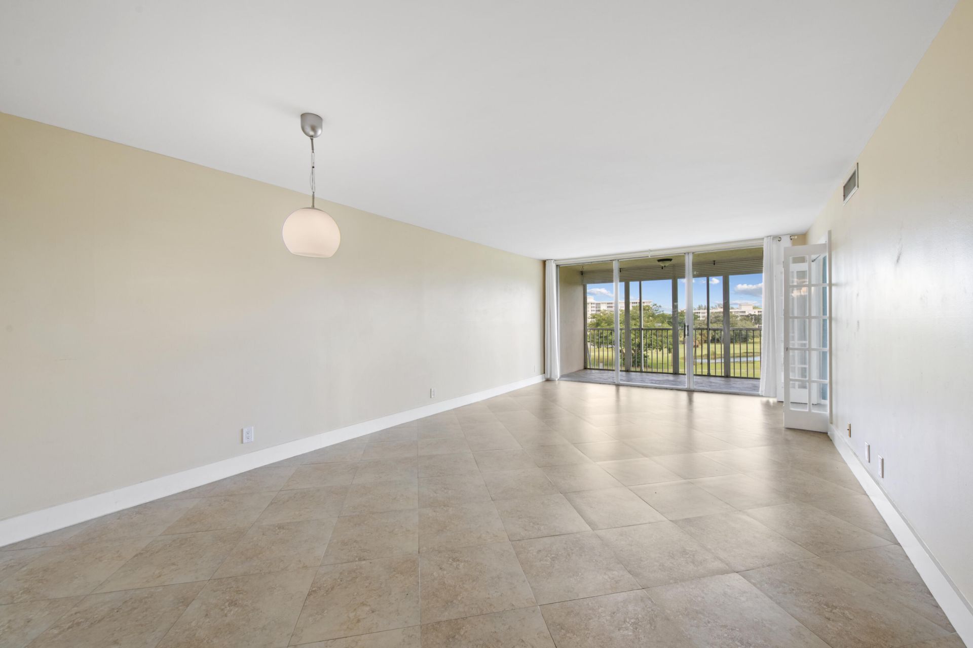 2851 S Palm Aire Drive, Unit 503, Pompano Beach, FL 33069 Photo