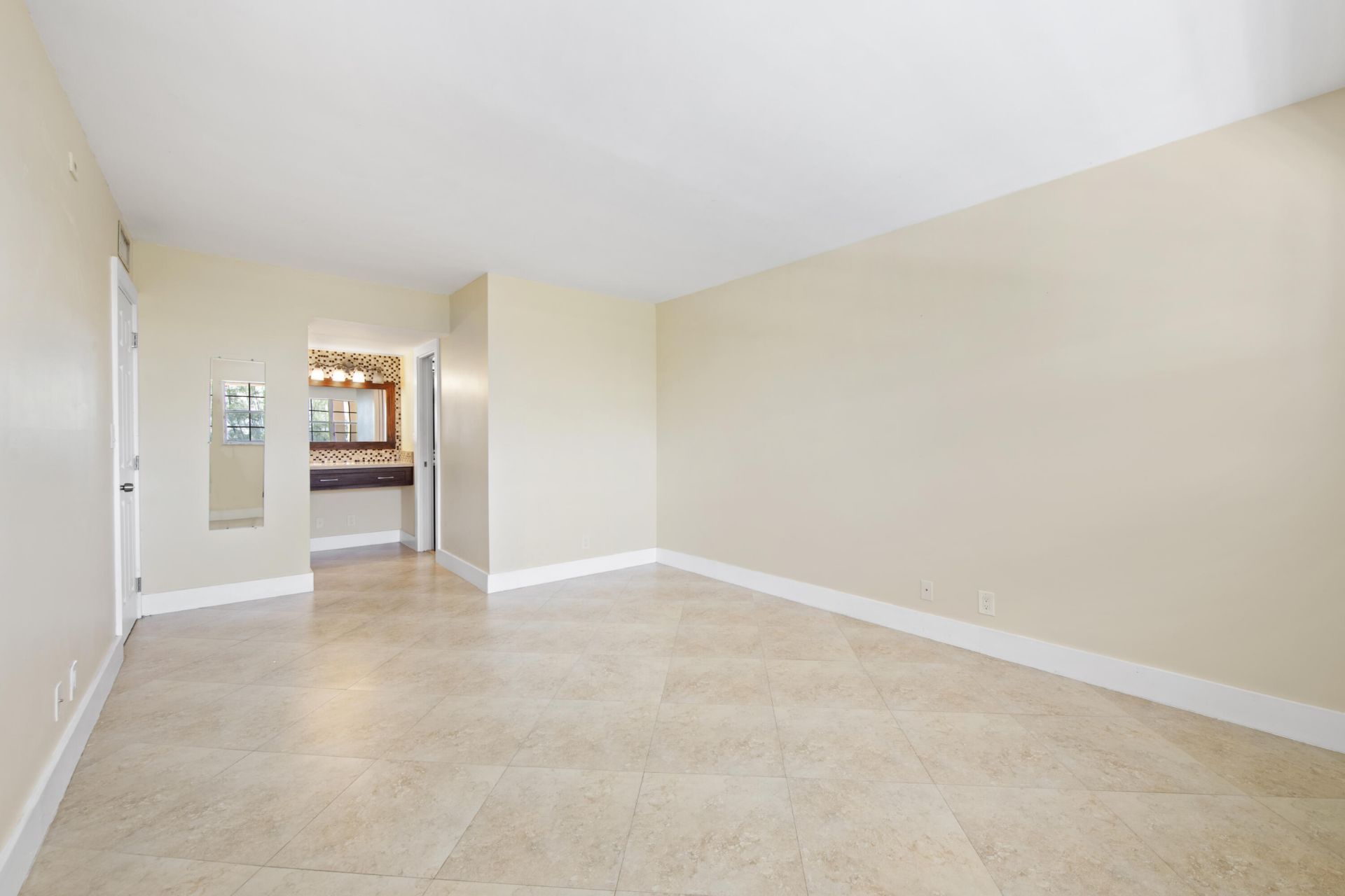 2851 S Palm Aire Drive, Unit 503, Pompano Beach, FL 33069 Photo