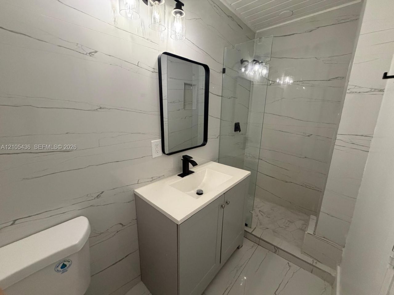 5950 NW 114th St, Unit Eff 1, Hialeah, FL 33012 Photo