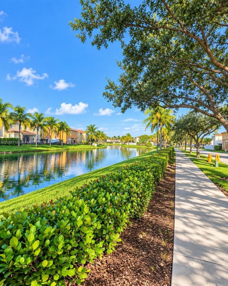 10828 SW 243rd St , Unit 1028, Homestead, FL 33032 Photo