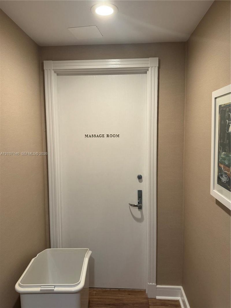 10101 Collins Ave , Unit 9A, Bal Harbour, FL 33154 Photo