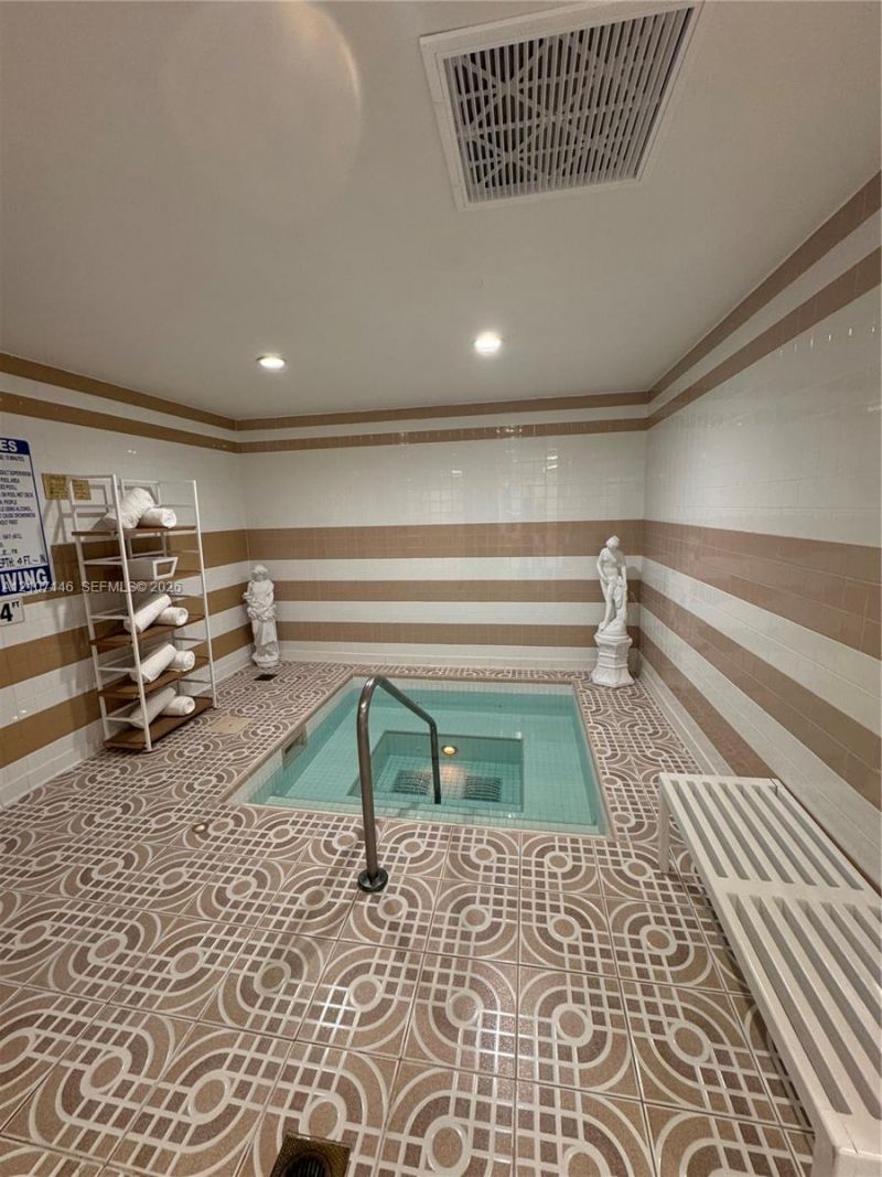 10101 Collins Ave , Unit 9A, Bal Harbour, FL 33154 Photo