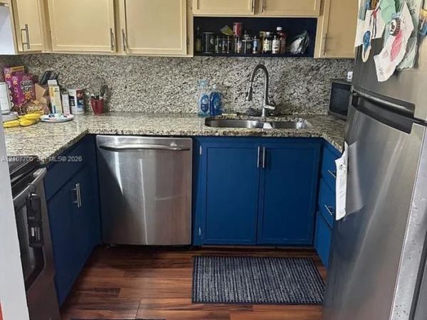 840 SW 74th Ave, North Lauderdale, FL 33068