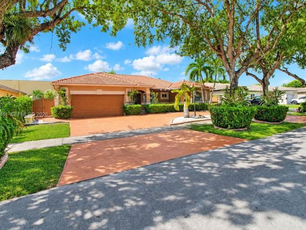 16240 NW 91st Ct , Miami Lakes, FL 33018