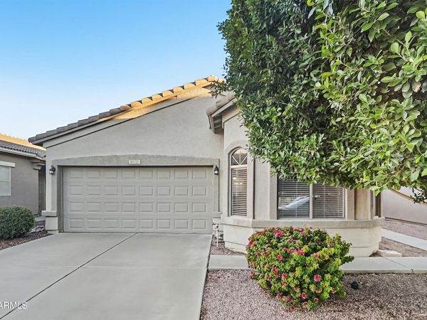 9832 E FLOSSMOOR Circle, Mesa, AZ 85208