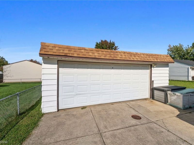 13670 Brookdale Avenue, Brook Park, OH 44142 Photo 23
