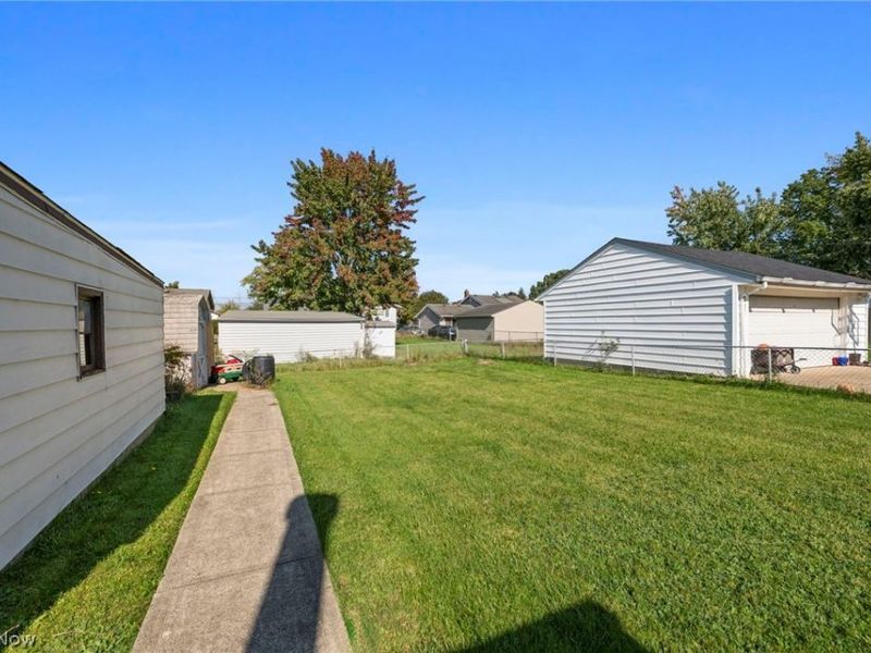 13670 Brookdale Avenue, Brook Park, OH 44142 Photo 24