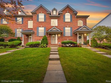 6391 Waldon Center Drive, Independence Township, Mi 48346