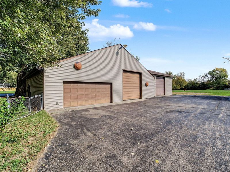 8145 S Palmer Road, New Carlisle, OH 45344 Photo 43
