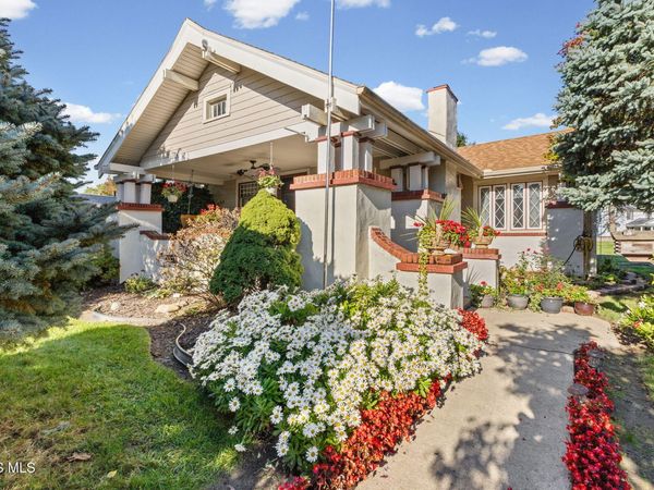 1704 Gilbert Road, Toledo, OH 43614
