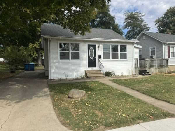 723 6th Street , Peru, IL 61354
