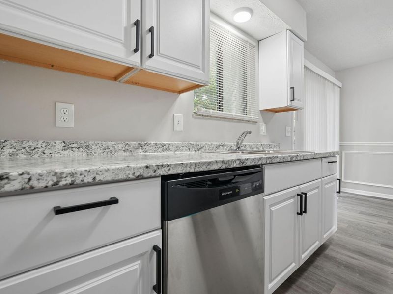 3111 Highcliff Court, Columbus, OH 43231 Photo 10